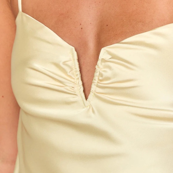 Beginning Boutique Silvy Yellow Maxi Dress - Picture 3 of 6